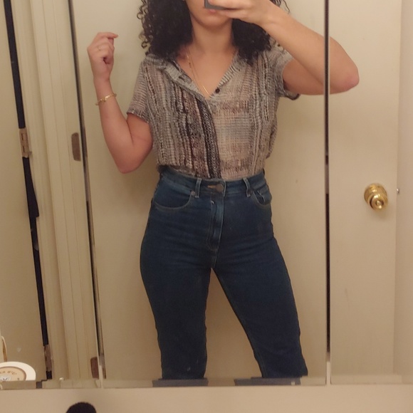 Semi sheer silk abstract button top - Picture 2 of 6